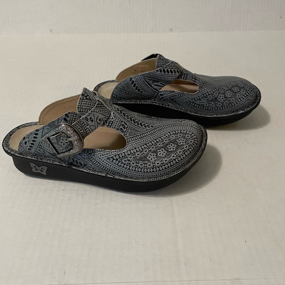 Alegria ALG 345 women’s gray leather embossed clogs - Picture 3 of 7